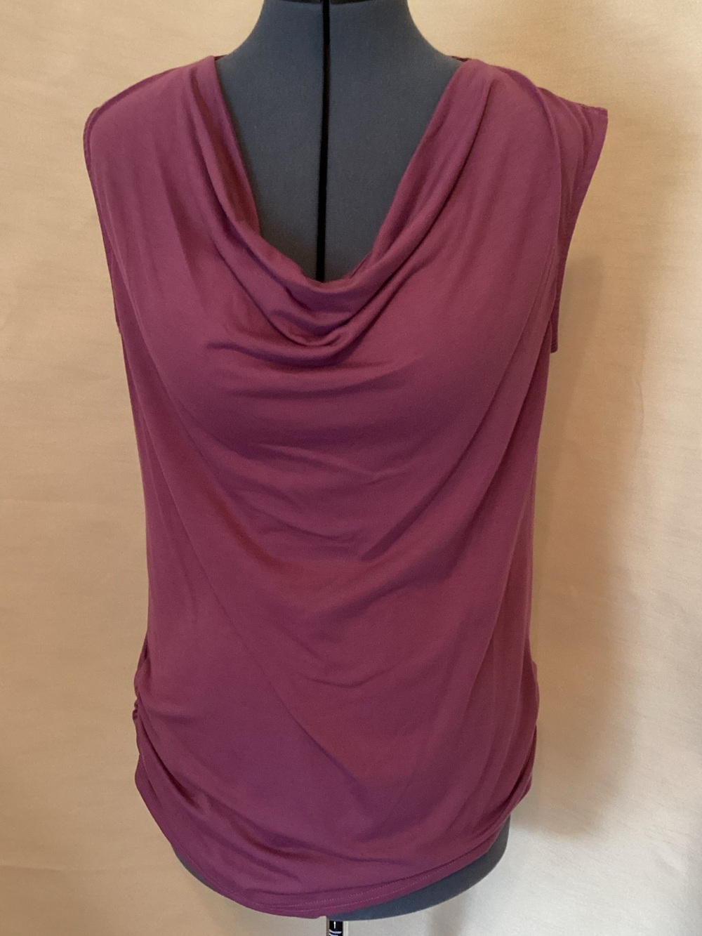 Zeagoo Cowl Neck Sleeveless Camisole - Plum